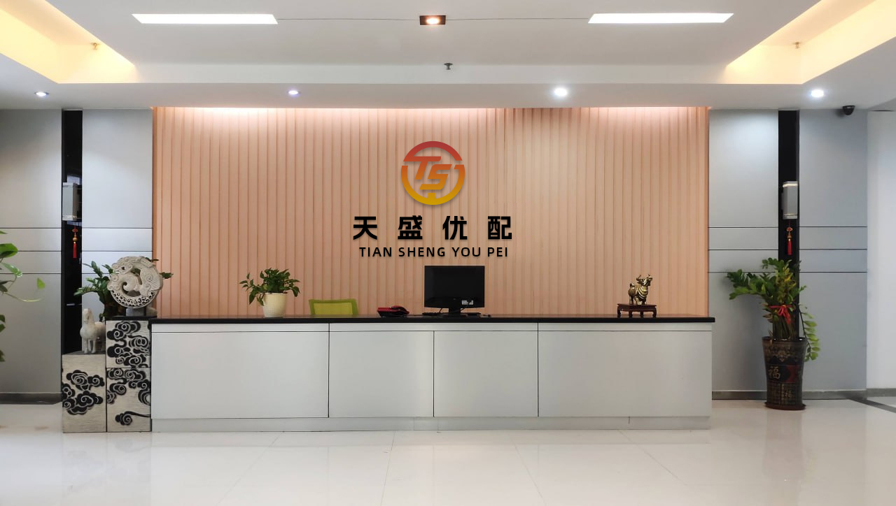 传速策略 泪目！服役11年的警犬被领养，临走时它第一次没有听训导员的话...
